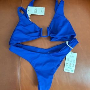 Away that day - Carvico bathing suit top and bottom